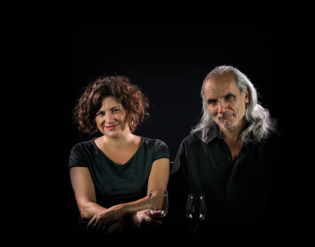 メリー・ムルーア&オラシオ・ブルゴス（Mery Murúa & Horacio Burgos）『Roble 10 Años』声とギターで味わうアルゼンチン音楽の芳醇な世界