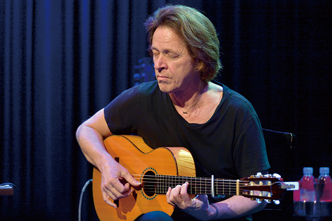 ドミニク・ミラー（Dominic Miller）『Silent Light』スティングの音楽を支えてきた名ギタリストが放つECM移籍第1弾