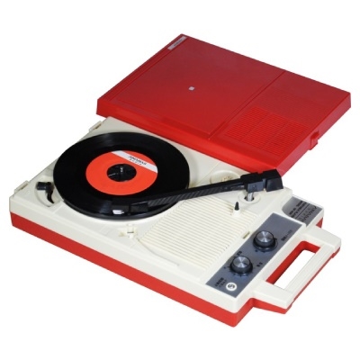 レコードを手軽に聴こう! レトロなポータブルから可愛いレコード