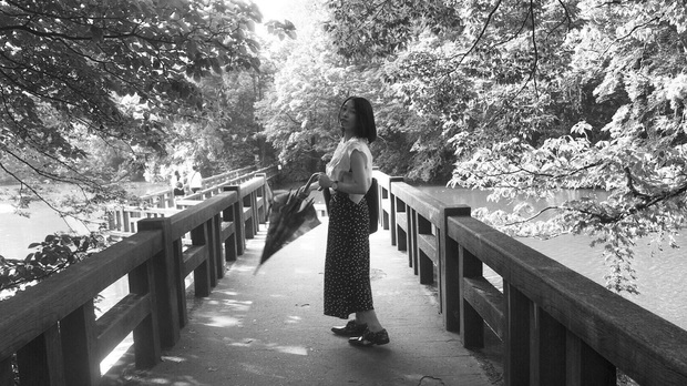 AMIKOが〈美しい感性〉への祈りを込めたデビューEP『餞』をリリース MINAKEKKE、the primrose松井敬治、NENGU馬場庫太郎が参加