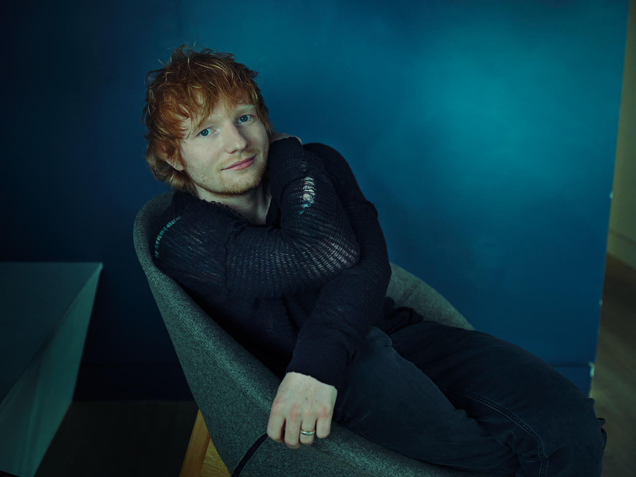 エド・シーラン（Ed Sheeran）が哀しみにも目を向け、原点に立ち返り己の弱い部分を率直に歌う『- (Subtract)』 | Mikiki by  TOWER RECORDS
