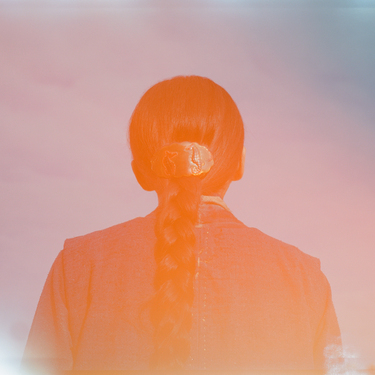 青葉市子、ホール公演を前に弾き語り作『Windswept Adan roots