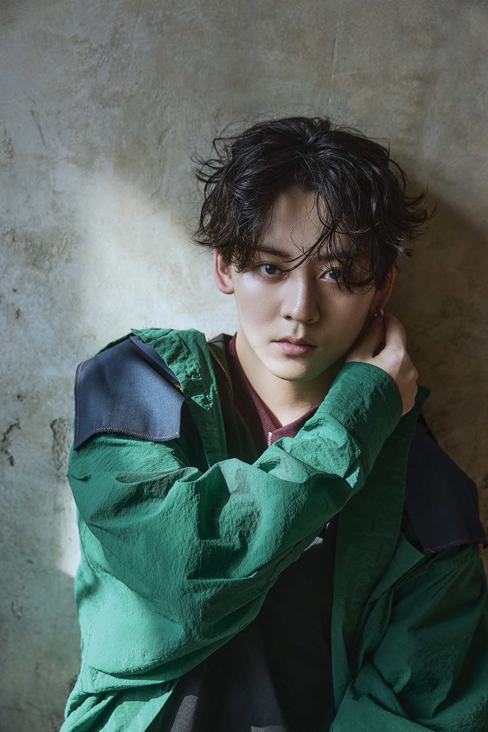 MAXIMUM 牧島輝 ファースト写真集 （直筆サイン入り・イラスト本つき