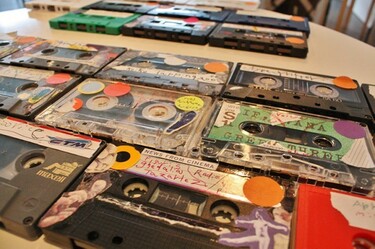 AKI ONDA 『ANCIENT & MODERN』　恩田晃 Amazon.co.jp: cassette memories vol.1 ancient & modern: ミュージック