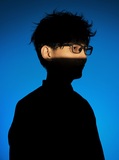 TikTokでミーム化したmeiyoの“なにやってもうまくいかない”が、サカナクション草刈愛美のベースで正式リリース!　同曲でメジャーデビューした彼の経歴とは?
