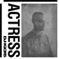 VA 『DJ-Kicks: Actress』 アクトレス初公式ミックスCDは、ラリー・ハード別名義やオウテカなどに自身の新曲も交ぜた不敵な内容