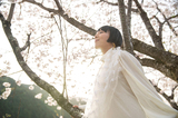 松田美緒『La Selva』ウルグアイの巨匠ウーゴ・ファトルーソと〈音の密林〉に遊んだ多幸感溢れる歌曲集