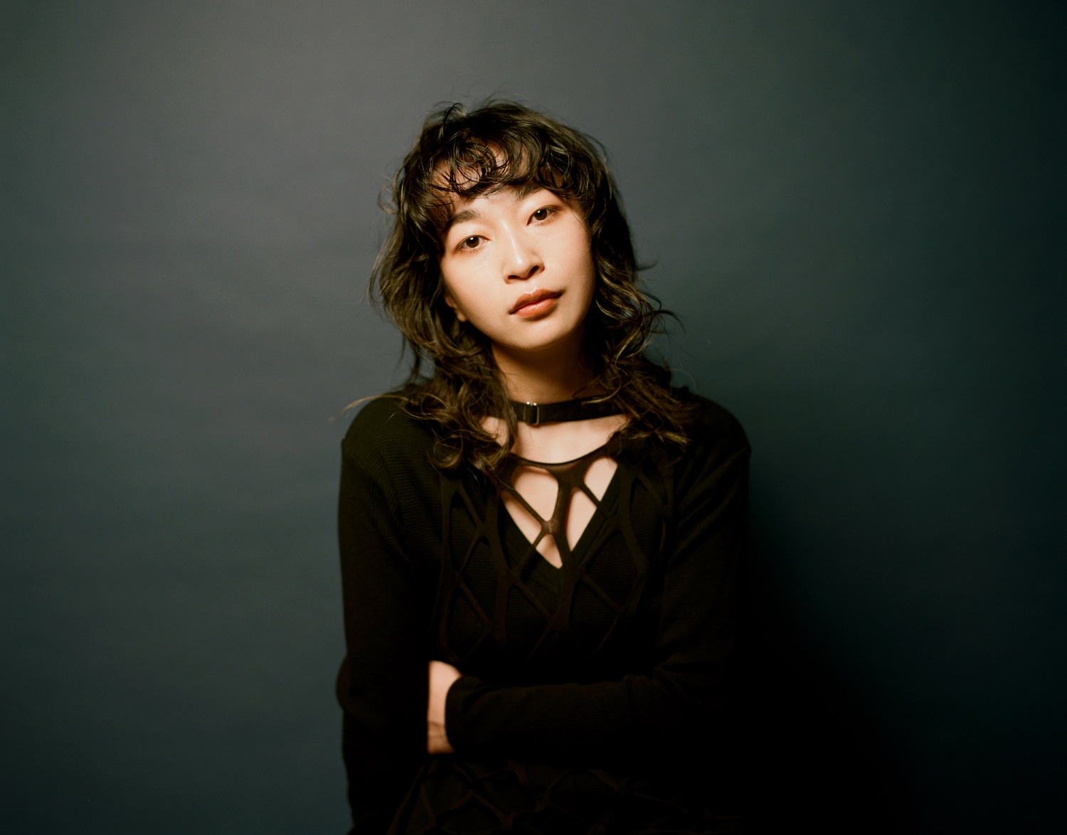 ヒグチアイ『最悪最愛』 〈最悪〉だけど〈最愛〉のあなた、そしてこの世界をも肯定する真っすぐな歌 | Mikiki by TOWER RECORDS