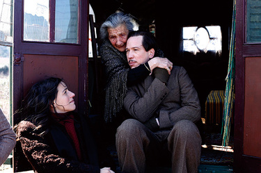 映画 永遠のジャンゴ 伝説的jazzギタリスト ジャンゴ ラインハルト 幻の楽曲 レクイエム を生んだ よそ者 たちの物語 Mikiki 映画 永遠のジャンゴ 伝説的jazzギタリスト ジャンゴ ラインハルト 幻の楽曲 レクイエム を生んだ よそ者 たちの物語 Mikiki