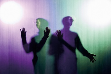 ケミカル・ブラザーズ（The Chemical Brothers）がDJセットで来日