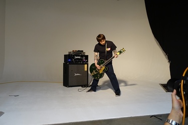 横山健（Ken Yokoyama）がNO MUSIC, NO LIFE.ポスターに登場! 撮影