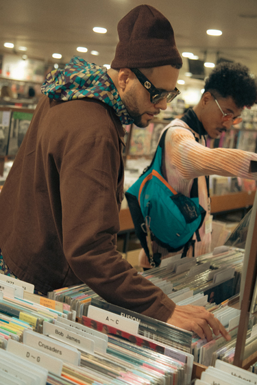 カッサ・オーバーオール（Kassa Overall）がTOWER VINYLで選ぶ