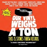 ストーンズ・スロウのドキュメンタリー「Our Vinyl Weighs A Ton」のサントラよりマッドリブの新録曲公開