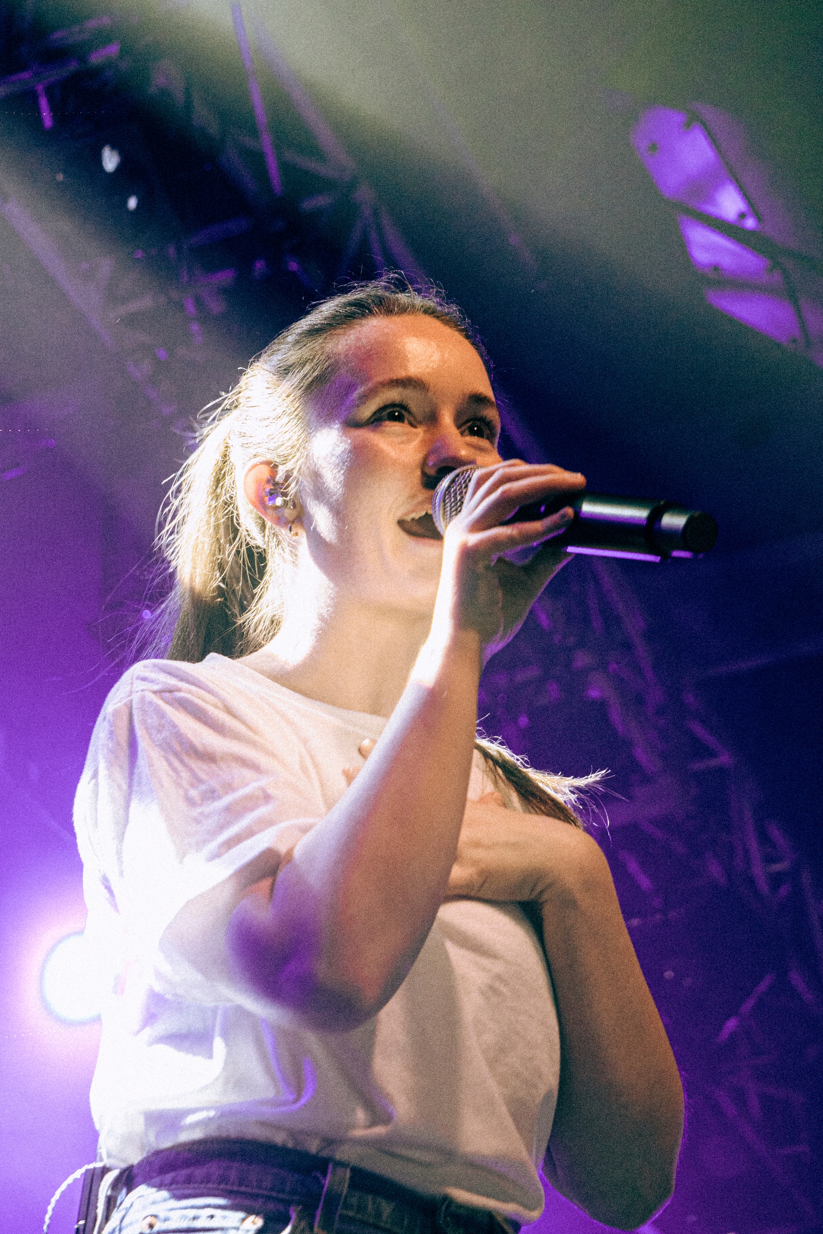 シグリッド（Sigrid）の初来日公演をレポート 巧みな歌、仲間への愛