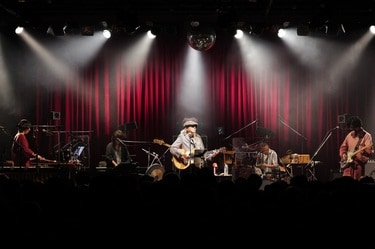 細野晴臣の色彩豊かな音楽世界に誘われて――高橋幸宏へSKETCH SHOWの