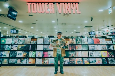 鈴木慶一がTOWER RECORDS BEERで呑んで語る! お酒と音楽の関係からバー