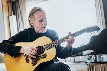 来日中のジャクソン・ブラウン（Jackson Browne）が明かす6年ぶりの