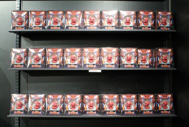 Sora Aota × タワレコ渋谷コラボエキシビションで世界的アーティストの