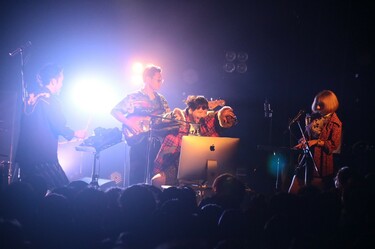 音楽って素晴らしい――ニガミ17才単独ライヴ「不定期大演奏会」東京公演