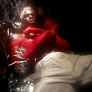 イヴ・トゥモア（Yves Tumor）が鳴らす新世代グラマラスアートロック