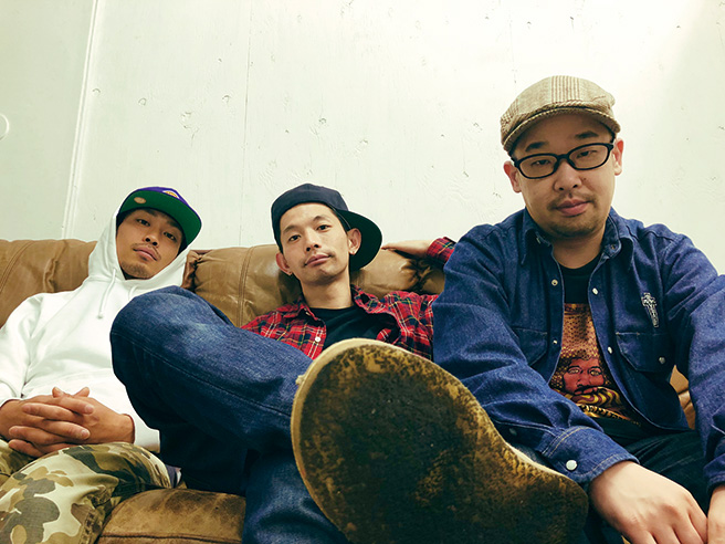 Cracks Brothers『03』 東京産の異能クルーがFEBB AS YOUNG MASONと