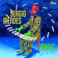 SERGIO MENDES 『Magic』：ブラジルの粋人、70代での初作はJ・レジェンドら豪華ゲストを招いた一枚