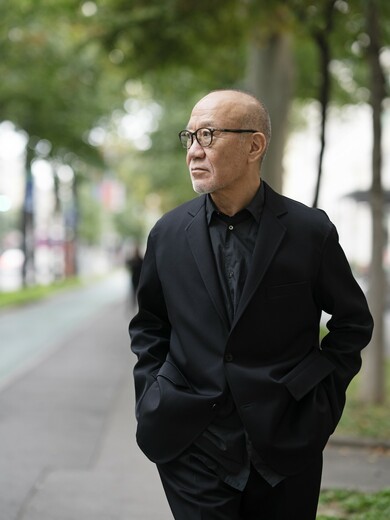 久石譲の原点＝スティーヴ・ライヒへの敬愛――“砂漠の音楽”をライブ収録