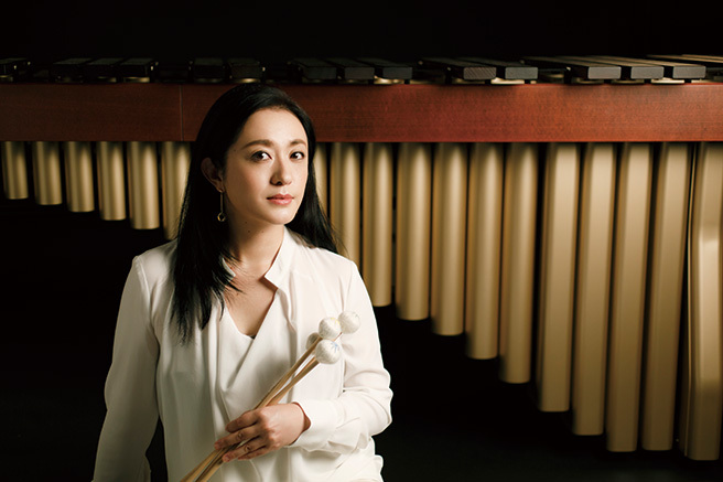 マリンバ奏者・三村奈々恵、古楽から現代音楽まで包容力豊かな演奏で