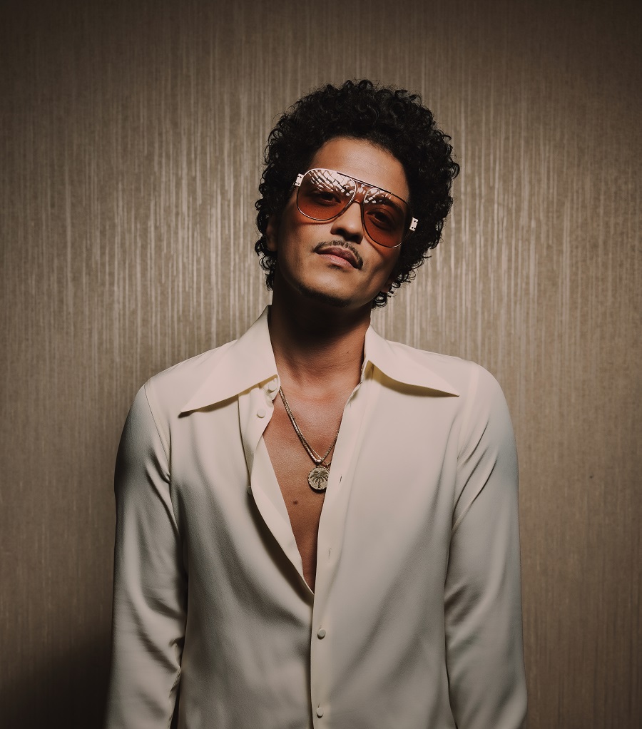 来日迫るブルーノ・マーズ（Bruno Mars）、東京ドーム公演の追加席販売が決定! ハローキティとコラボしたポップアップストアの開催も |  Mikiki by TOWER RECORDS