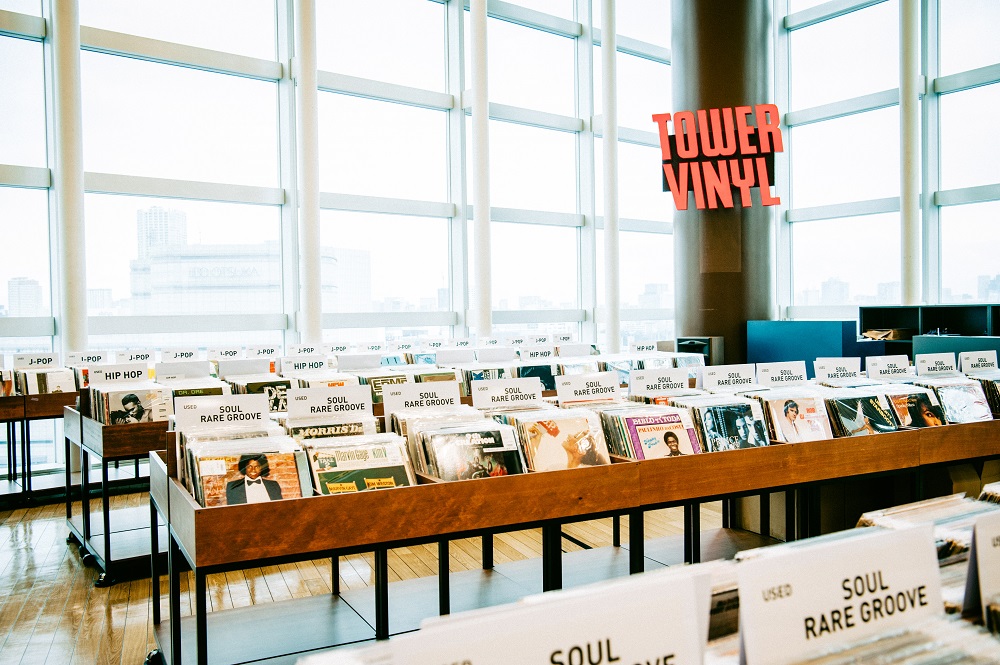 タワーレコード初のアナログ専門店TOWER VINYL SHINJUKUのオープン初日