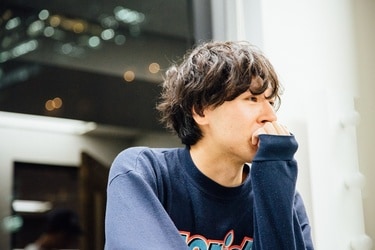 人は獣か? ROTH BART BARONが『けものたちの名前』で究めた根源的な