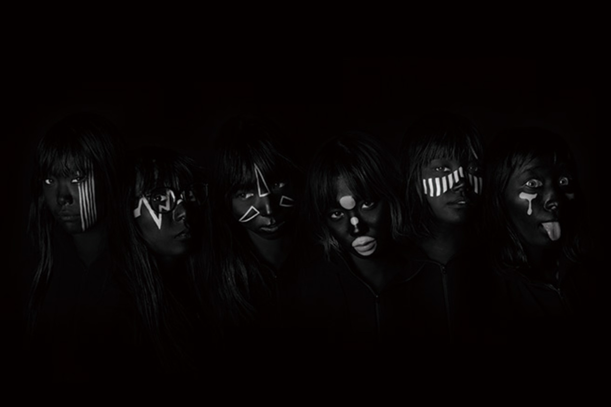 BiSH “PAiNT it BLACK” セントチヒロ・チッチが明かす、1年ぶりのニュー・シングルに込めた変化と挑戦、横アリへの思い
