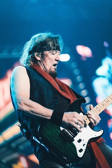 アイアン・メイデン（Iron Maiden）、人間の力と生の交歓に号泣! 来日