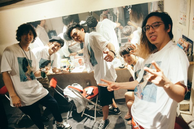 CRCK/LCKSは特別なバンドであり続ける―中村佳穂も登場した新EP『Double