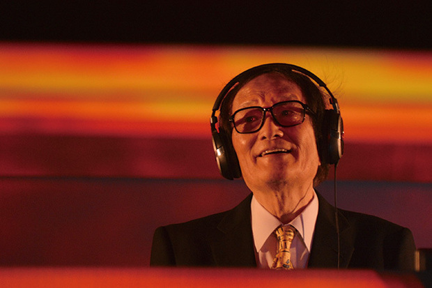 冨田勲の未完の遺作〈ドクター・コッペリウス〉が初音ミク出演で舞台化、エイドリアン・シャーウッドの生ダブ・ミックスも