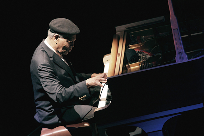 マッコイ・タイナー（McCoy Tyner）を坪口昌恭が追悼――ピアノの表現力