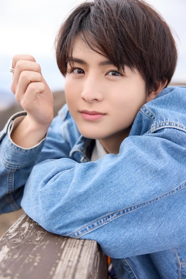 柏木悠セット② #超特急 超特急の柏木悠1st 写真集「19→20」発売決定、タワレコ特典も