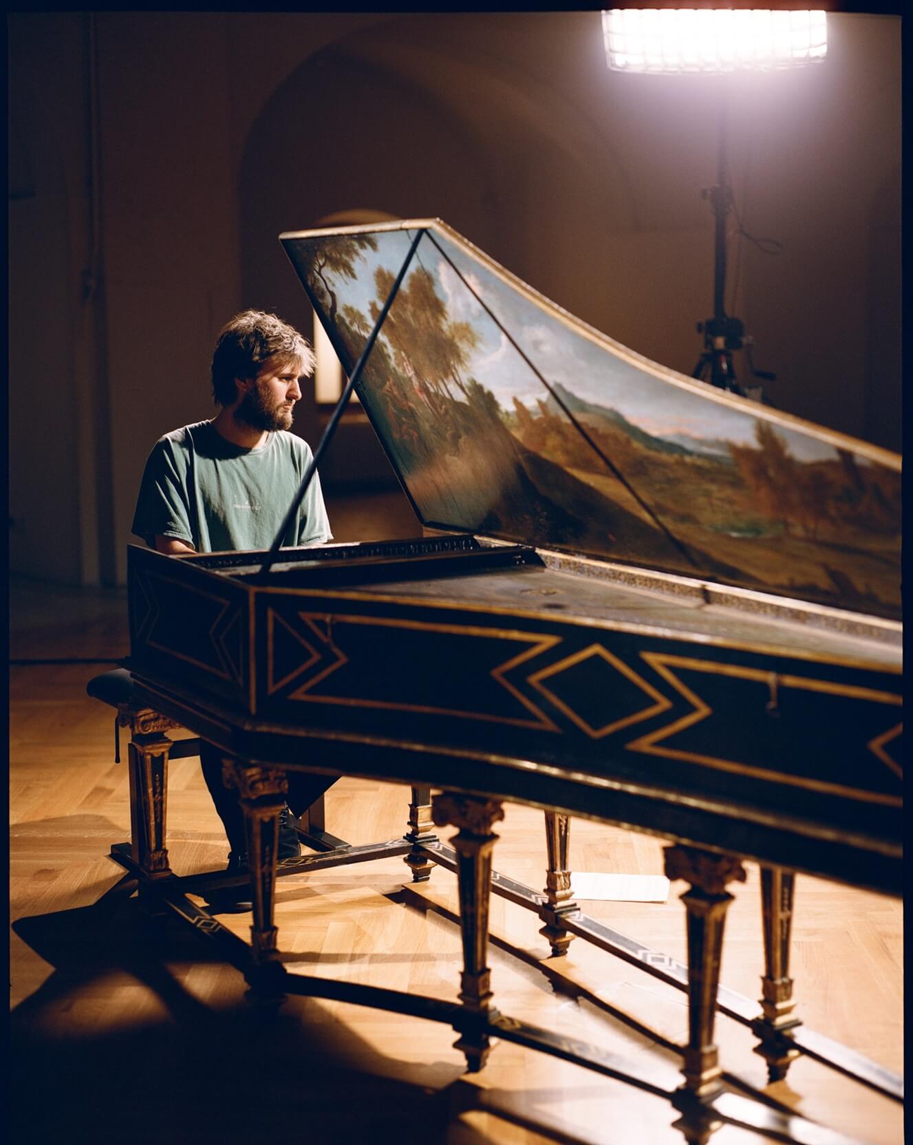 輸入盤日本語解説付き　J.ロンドー　ルイ・クープラン作品全集10CD+1DVD 輸入盤日本語解説付き J.ロンドー ルイ・クープラン作品全集10CD+1DVD｜