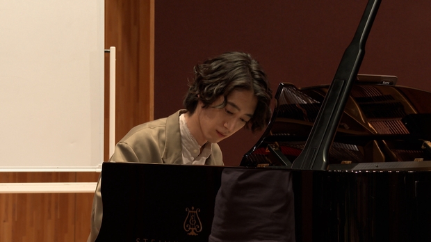 スイッチインタビュー「角野隼斗×山下真由子」