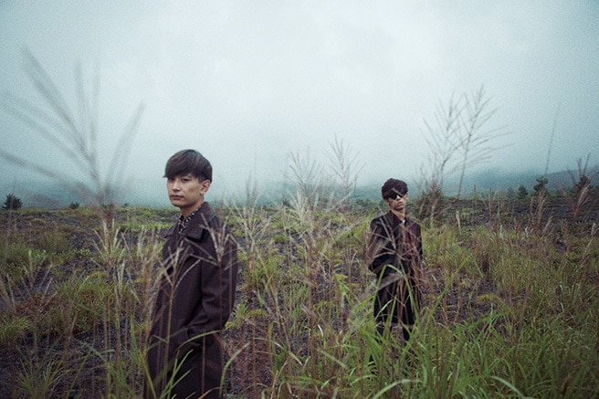 Lillies and Remains『Romanticism』誰にも作れない80sサウンドを
