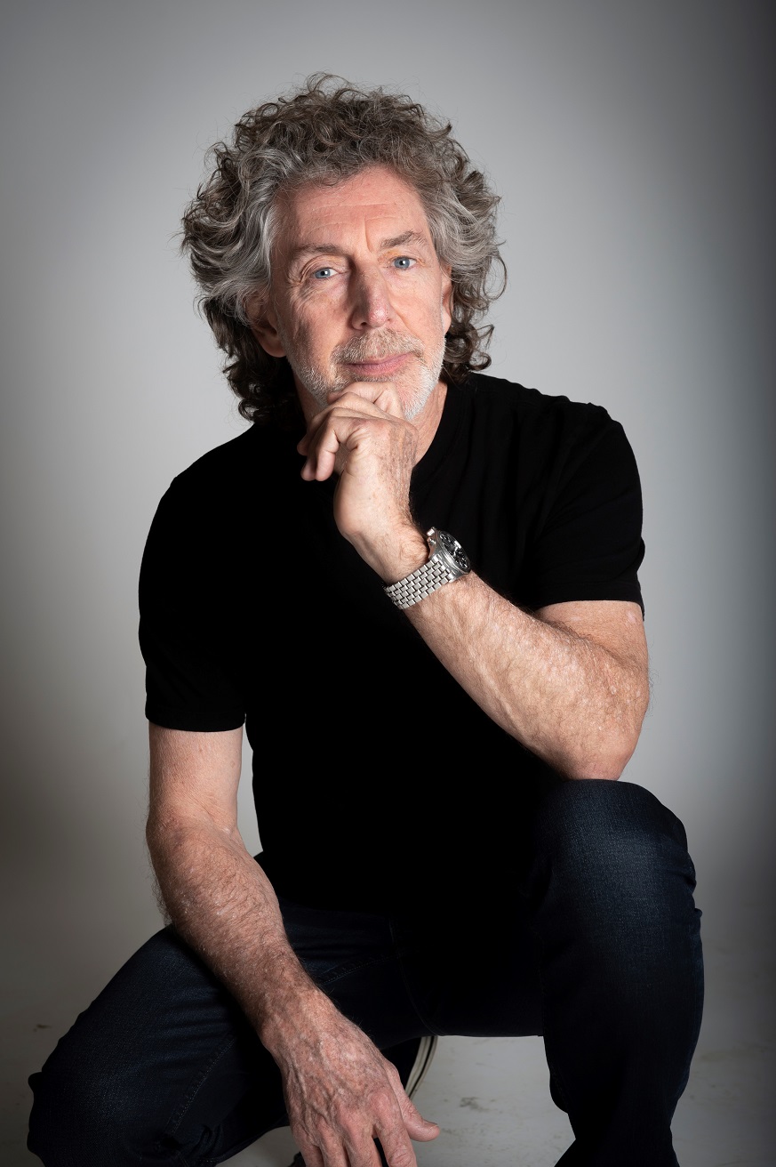 サイモン・フィリップス（Simon Phillips）＝世界最高峰ドラマーが語る