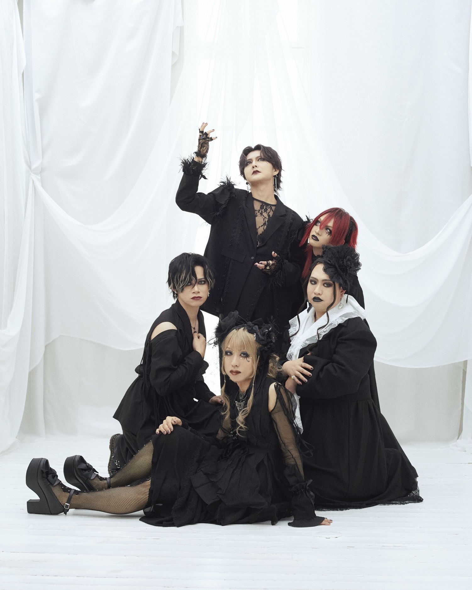 色々な十字架 tink 色々な十字架の新作『1年生や2年生の挨拶』全曲を語りしし者† 5人が