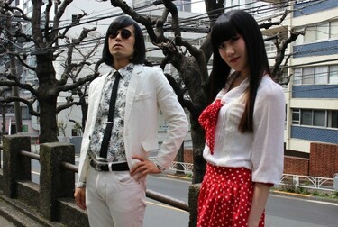 アーバンギャルド松永天馬&浜崎容子、初ライヴ盤とエンターテイメント