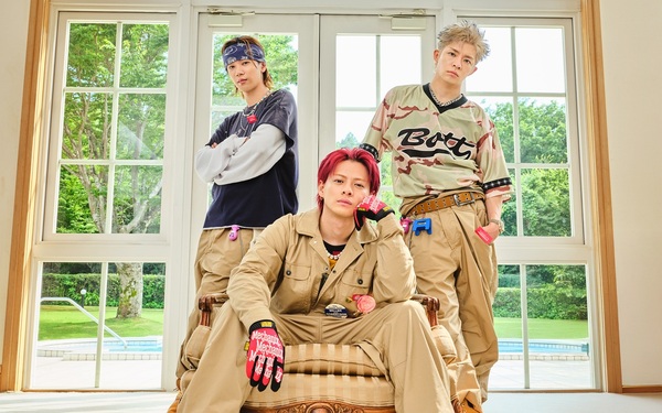 チバユウスケ、イマイアキノブ、中村達也から成るThe Golden Wet