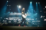 フー・ファイターズ（Foo Fighters）の悲劇と覚悟――デイヴ・グロールが『But Here We Are』に込めた生々しい思いとは?