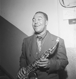 チャーリー・パーカー（Charlie Parker）と植草甚一。鳥のような飛躍の身振りにおいて共通する稀代のファンタジスタたち