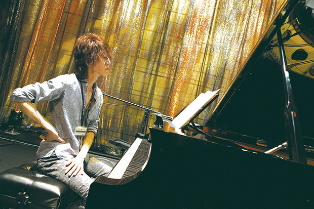 ピアニスト・榊原大がポップス名曲に初挑戦、生楽器の響き活かした味わい深いカヴァー集『Dear Love Songs』を語る