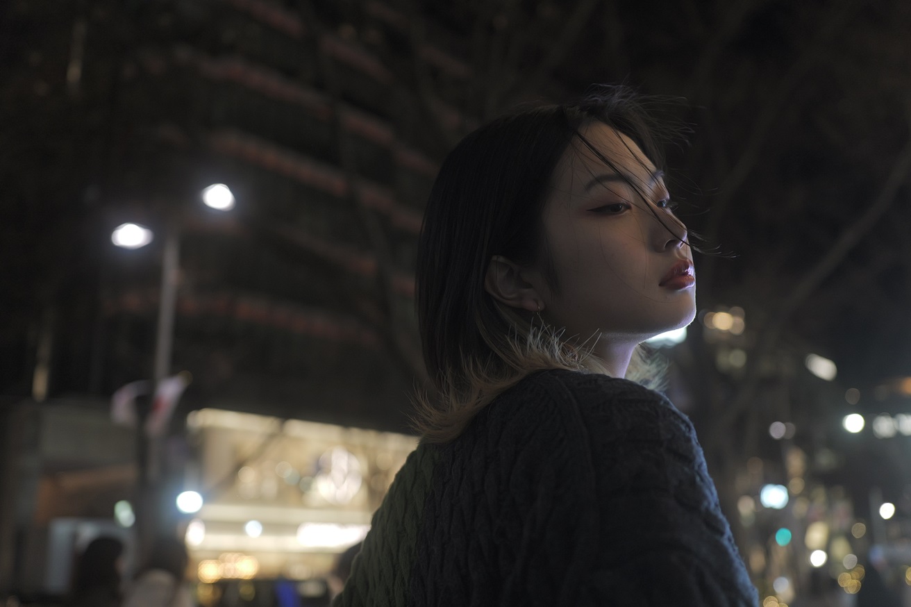 Hibiki、無限の可能性に挑む19歳シンガーソングライター