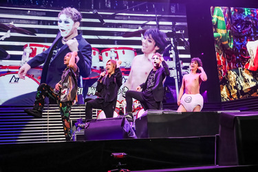 ゴールデンボンバー20周年ライブ〈新作-shinsaku-〉詳細レポ 50