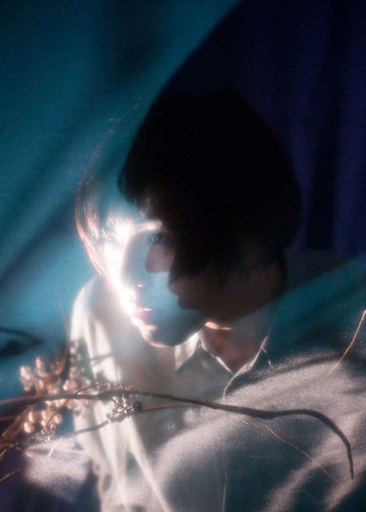 君島大空がセカンドEP『縫層』を11月にリリース King Gnu新井、石若駿